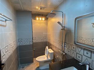Bán nhà 5 tầng bằng b, ô tô vào nhà, 73m2, 1 khách, 1 bếp, 8 phòng ngủ, sổ đẹp