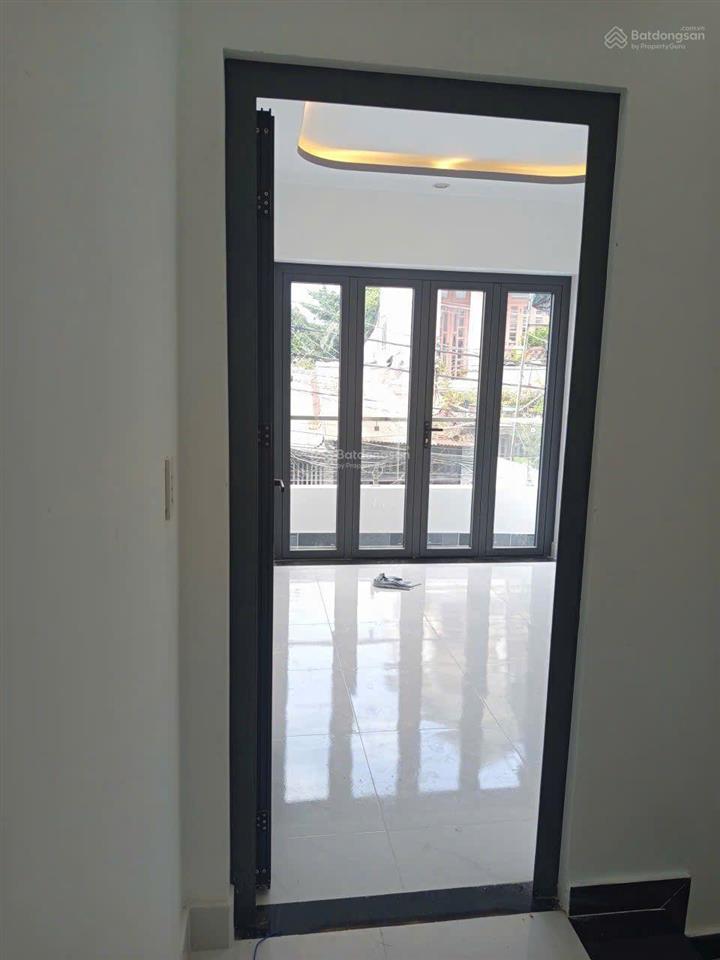 Mặt tiền lê lợi trung chánh  nhà mới hoàn toàn đúc kiên cố 1 trệt 1 lầu  giá 4.28 tỷ