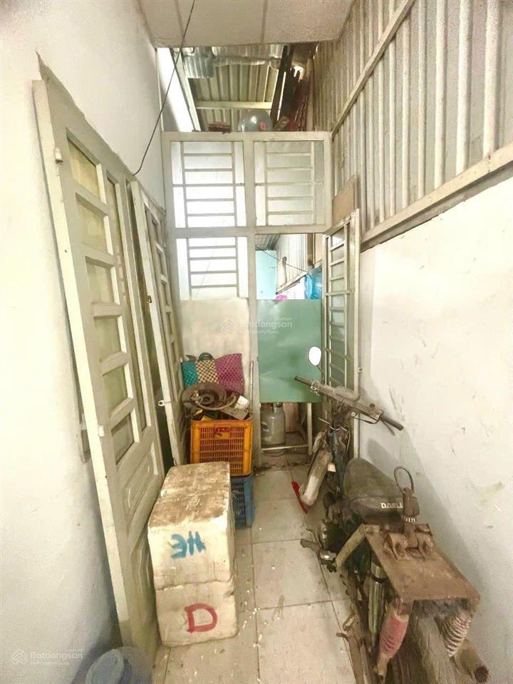 Bán nhà mặt tiền trung chánh đường 12m có lề kinh doanh tốt  6x16  giá 5.3 tỷ