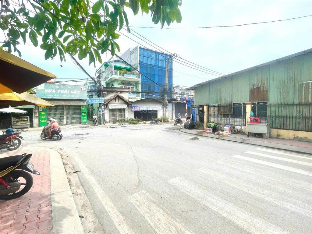 Bán nhà mặt tiền trung chánh đường 12m có lề kinh doanh tốt  6x16  giá 5.3 tỷ