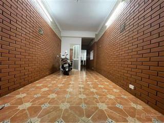 Bán nhà cũ  diện tích lớn  ngõ 252 tây sơn  trung tâm đống đa  hai mặt thoáng  giá chỉ 8.8 tỷ