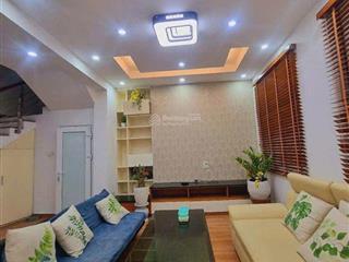 Bán nhà  trung tâm đống đa  gần hồ hoàng cầu  ô tô đỗ cửa  kd đỉnh  giá chỉ 26.79 tỷ
