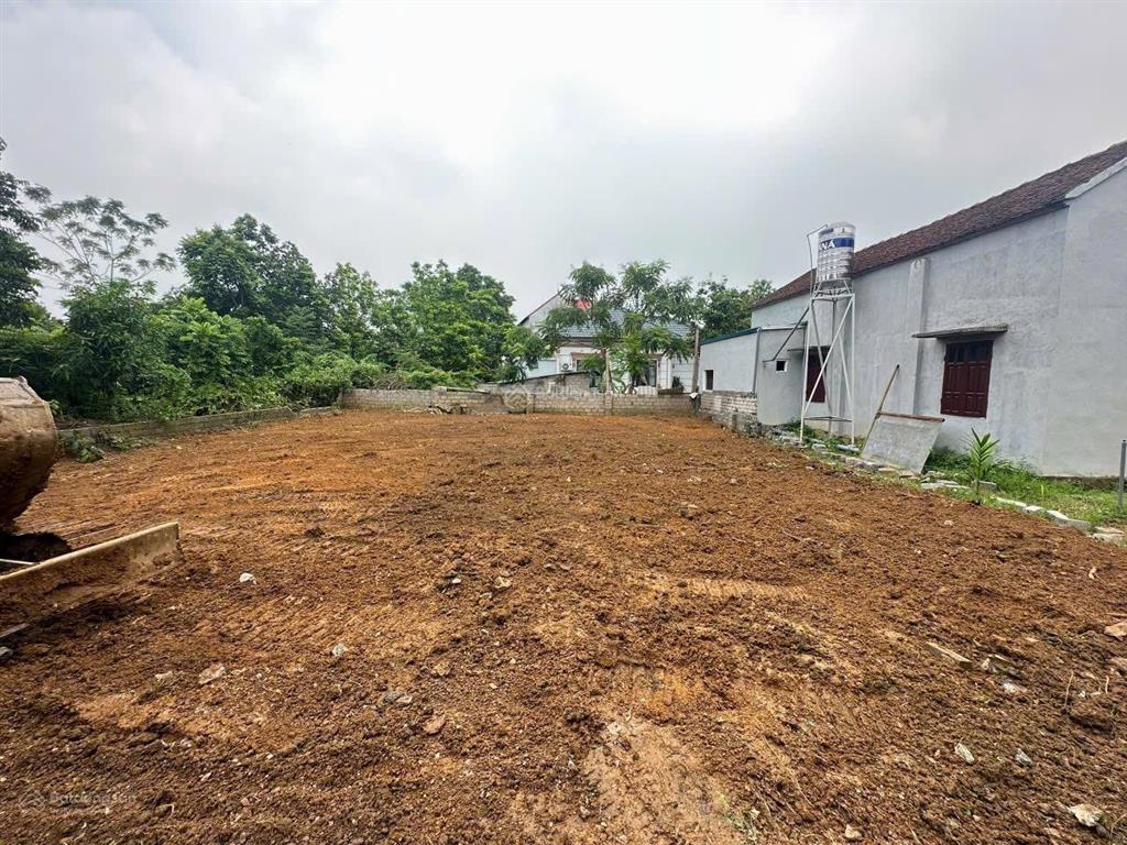 Gấp chính chủ cần bán 292m2 đông sơn, mặt tiền 15m chia 3 lô quá đẹp đường 4m giá đầu tư