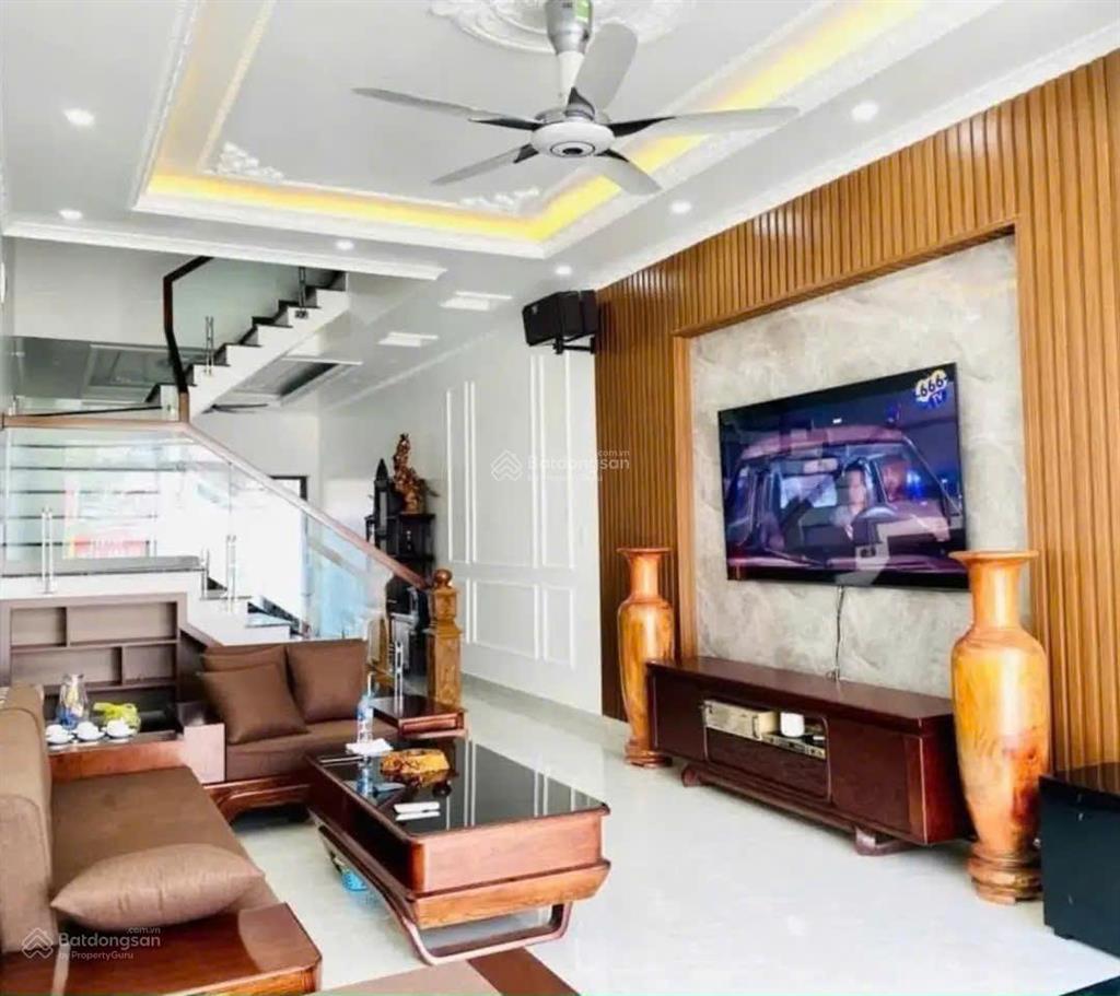 Cần bán ngay nhà đại mỗ, gần siêu thị aeon, ngõ to thẳng. dt 32m2, 5 tầng, giá 5 tỷ x