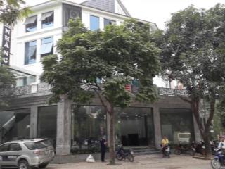 Gấp! cho thuê biệt thự kđt trung hòa nhân chính, 280m2, 4 tầng + 1 hầm, thang máy, 60tr/tháng