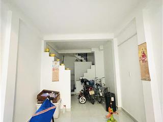 Bán nhà ngay ngã 4 nguyễn văn luông  hậu giang, q6, 4 tầng, shr chính chủ vuông vức a4, hỗ trợ vay