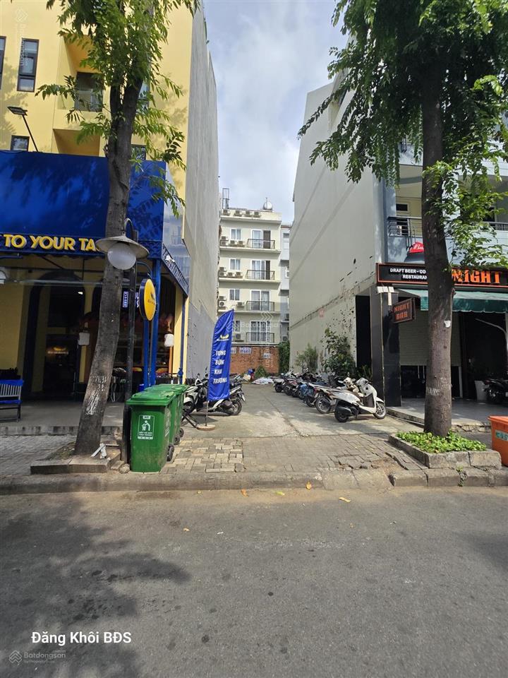 Bán đất nhà phố lk bùi bằng đoàn phú mỹ hưng quận 7. 6x18.5m, 111m2 giá 23.4 tỷ. 0906 973 ***