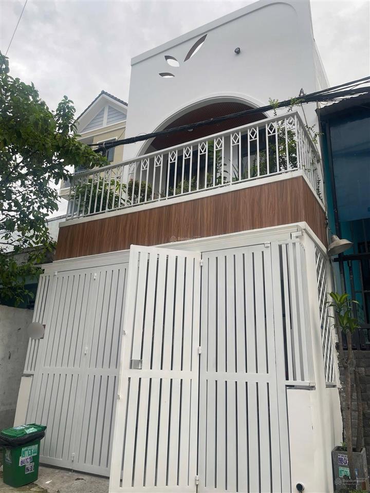 Bán nhà 2 tầng 3pn, gần lê văn việt. 80m2, hxh 7m. gần man thiện, hơn 6tỷ tl quận 9. gấp bán