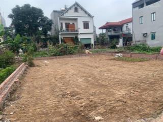 Lô đất cực đẹp .giá tốtdt 100m mt8,9m đông laiquang tiến .