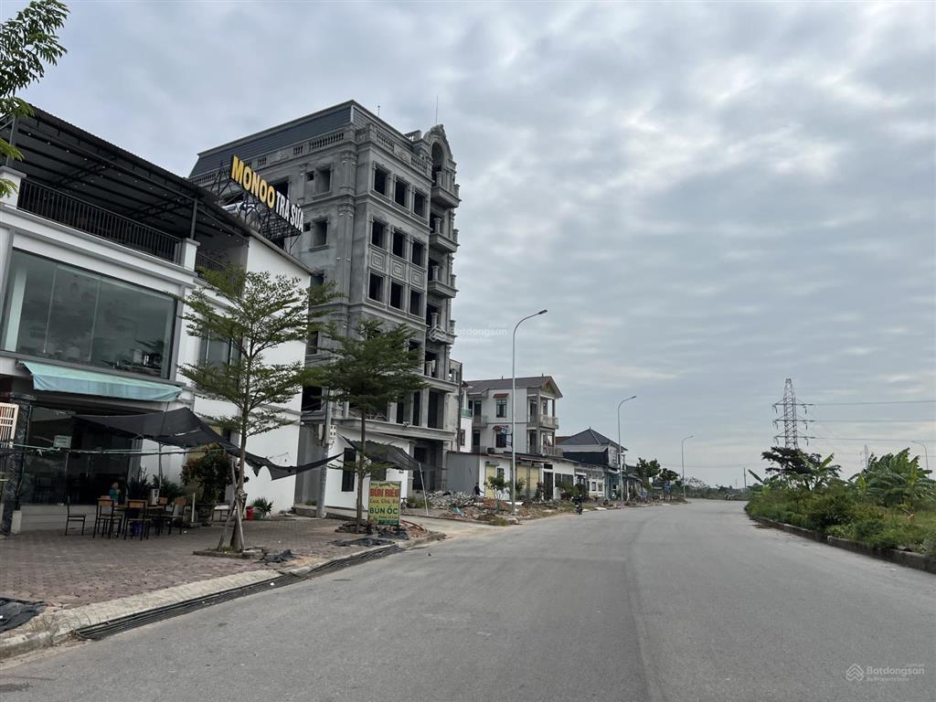 Lô góc 2 mặt tiền thoáng sáng.dt43m fullgiá hơn 2tỷhương đình mai đình