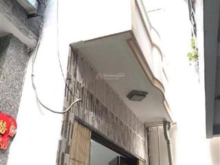 Bán gấp đi định cư  nhà 2 tầng  giáp quận 1  cầu thị nghè  36m2 chỉ 4.45 tỷ