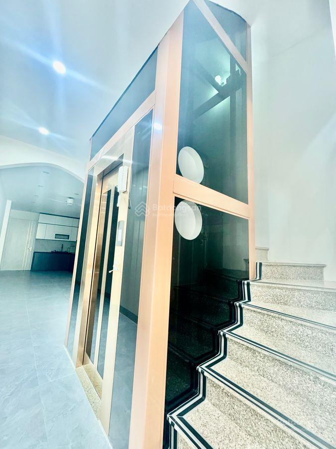 Hiếm! nhà phố ngô gia tự  phân lô ô tô, thang máy 70m dân xây sát phố  full nội thất, giá 14 tỷ