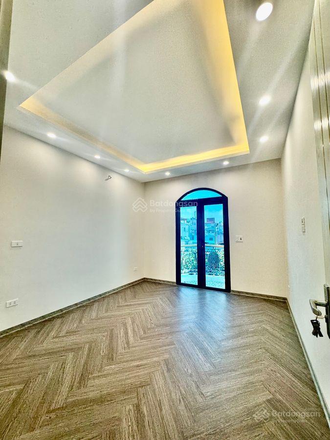 Hiếm! nhà phố ngô gia tự  phân lô ô tô, thang máy 70m dân xây sát phố  full nội thất, giá 14 tỷ