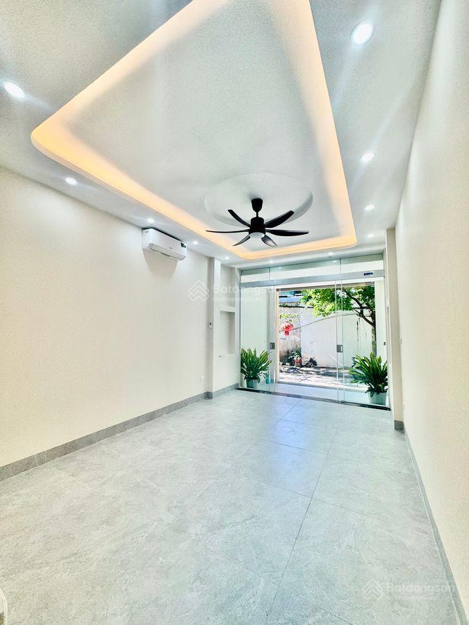 Hiếm! nhà phố ngô gia tự  phân lô ô tô, thang máy 70m dân xây sát phố  full nội thất, giá 14 tỷ