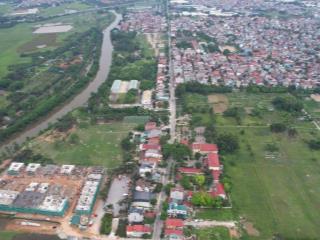 1 lô cuối cùng  đất đẹp tt quang minh  gần sân bay nội bài  mở đường 36m! chỉ 3,x tỷ