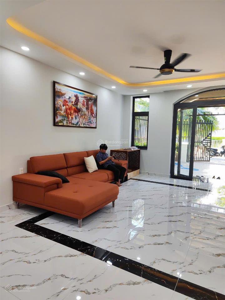 Bán nhà/chdv 60.5m2( 5.5x11m) x 6 tầng phan đăng lưu bình thạnh 8.8 tỷ d.thu 400triệu/năm