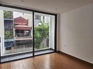 Siêu phẩm trung tâm huyện thanh trì 5 tầng thang máy 110m2, ô tô vào nhà giá chỉ 11 tỷ