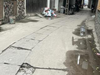 Chủ nhà cần bán gấp căn ccmn ngay trung tâm triều khúc .ô tô đỗ cửa. mặt tiền cực thoáng