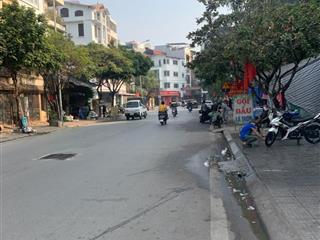 Siêu hợp lý cho anh em đầu tư dòng tiền. nhà khu trung tâm triều khúc cách trường có vài trăm mét