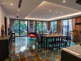 Bán biệt thự sân vườn thành phố giao lưu 200m2, mt 12m kinh doanh, vỉa hè 3 làn ô tô tránh 59 tỷ