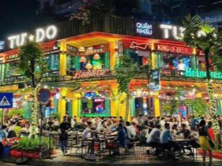 Siêu phẩm cho thuê tại thành phố giao lưu  phạm văn đồng dt 380m2x4t lô góc 20m, kd mọi mô hình