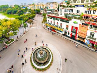 Siêu phẩm nhà mặt phố lê thái tổ, diện tích 210m mặt tiền 20m trải dài cả góc phố, sát cạnh hồ gươm