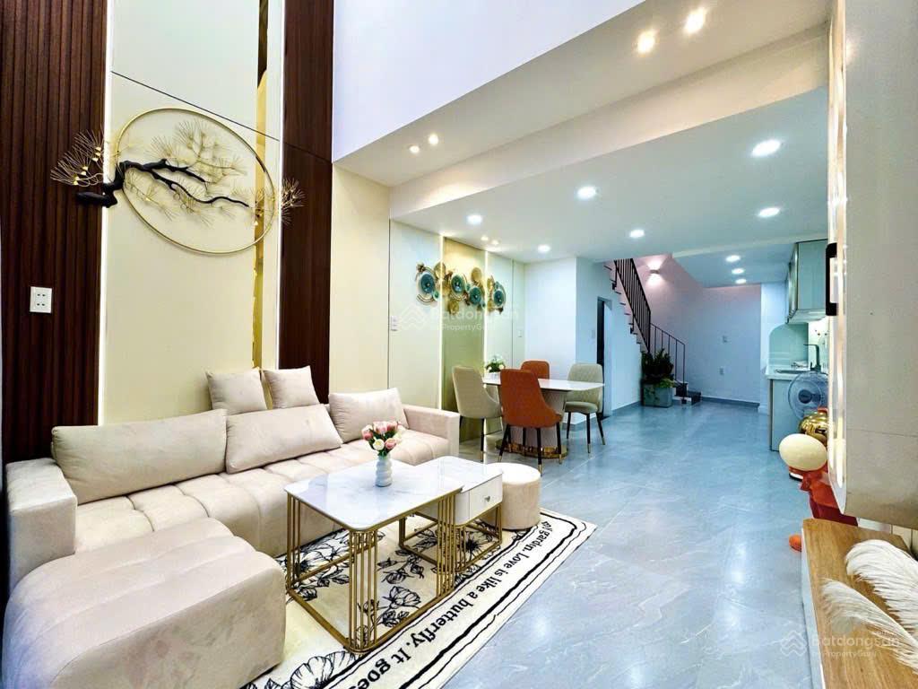 Siêu phẩm mặt tiền phường 1 gò vấp  ngay đại lộ phạm văn đồng  5 tầng btct  dt 60m2  9.68 tỷ tl