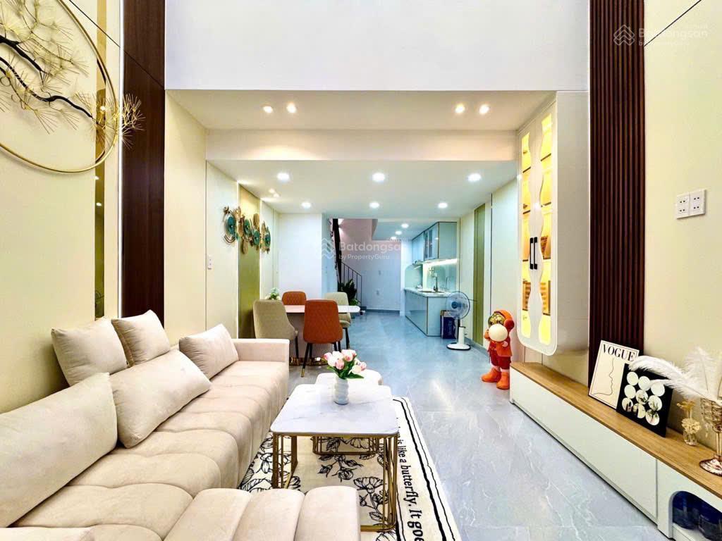 Siêu phẩm mặt tiền phường 1 gò vấp  ngay đại lộ phạm văn đồng  5 tầng btct  dt 60m2  9.68 tỷ tl