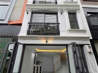 Tin thật  nhà 4 tầng ngô đức kế  30m2  chỉ hơn 7 tỷ