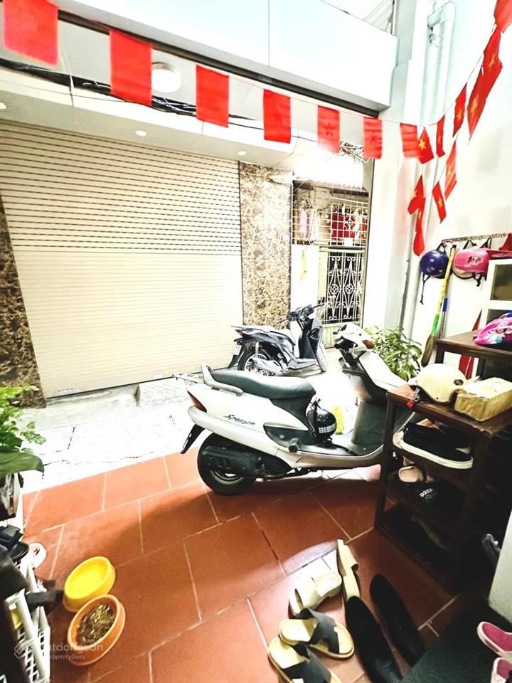 Bán nhà riêng phố đại đồng  chỉ 6.5 tỷ  chủ tặng nội thất toàn gỗ lim  39m  ngõ rộng, thoáng !!