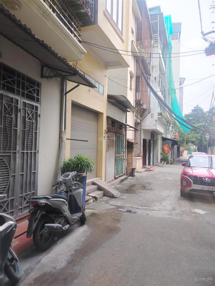 Chủ cần bán gấp nhà tại phố tây trà để chuyển vào nam  5 tầng  ô tô đỗ cổng nhà giá 6.48 tỷ !!