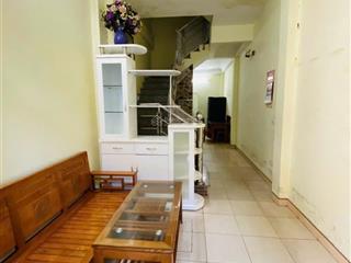 Cho thuê nhà riêng  ngũ nhạc  hoàng mai  dt 30 m2, 4 tầng, 3 ngủ, 9tr