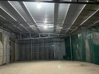 Cho thuê kho xưởng nguyễn khoái hoàng mai 240m2, giá 15tr/ tháng ngõ xe 8 tấn