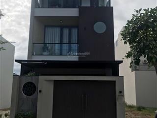 Bán gấp nhà 3 tầng (6x19m) gần chợ bờ ngựa, gần vòng xoay an lạc, đang cho thuê 15tr. giá 800 triệu