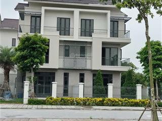 Biệt thự ven sông ,đón sóng hạ tầng,ga metro,cao tốc gia bình ,giá fo,ân hạn lãi suất 18