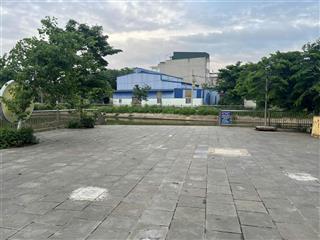 Mở bán lô đất view hồ cực hiếm tại mai hiên, đông anh.
diện tích 80m, mặt tiền 5,5m, 2 mặt thoáng
