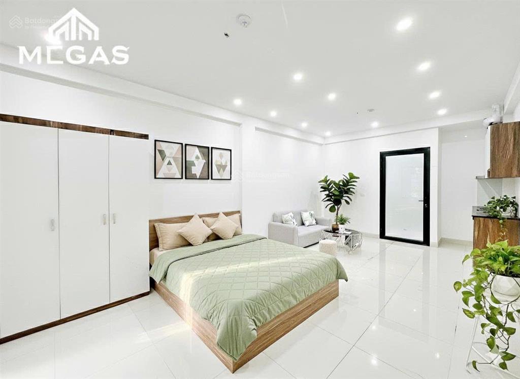 Cho thuê căn hộ studio mới keng 100% ban công cửa sổ siêu thoáng ngay học viện tài chính