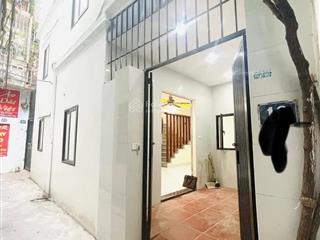 Bán nhà thái thịnh ngay dt 51m2 mt 8m 3t vị trí ngay ngã 4 thái thịnh tây sơn giá vô cùng hợp lý