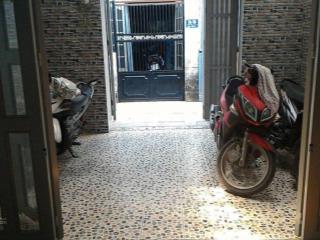 Cần bán gấp nhà 2 tầng, công nhcần bán gấp nhà 2 tầng, công nhận 60m2, 2pn, 2wc, nhà nở hậu, hẻm 3m