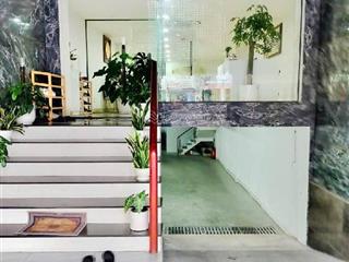 Bán tòa văn phòng vip 7 tầng  p4, gò vấp  hầm đậu 3 oto  dts 1039 m2  mtkd  nở hậu