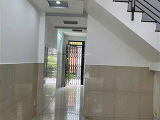 Nhà đẹp 5 tầng btct dòng tiền 14tr/th. hẻm 6m thông hòa bình, q.11 gần đầm sen dt 4 x 14m