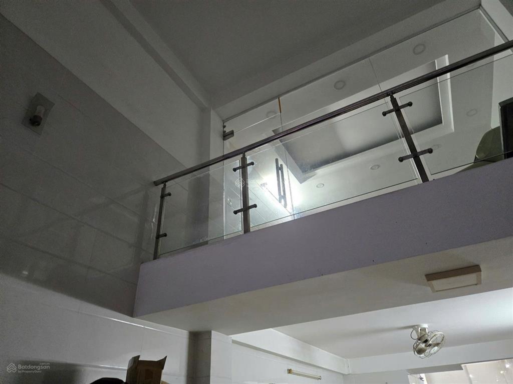 Nhà mặt tiền đường 18m, 6 tầng, 98,6m2, chủ lâu năm chưa mua bán hoàn công đầy đủ giá 24 tỷ 680