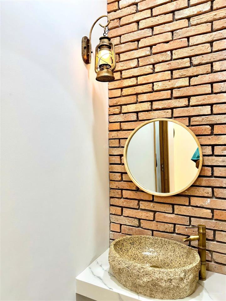 Nhà mới hẻm xe ô tô sát quận 1 bình thạnh hai tầng giá nhỉnh 4 tỷ