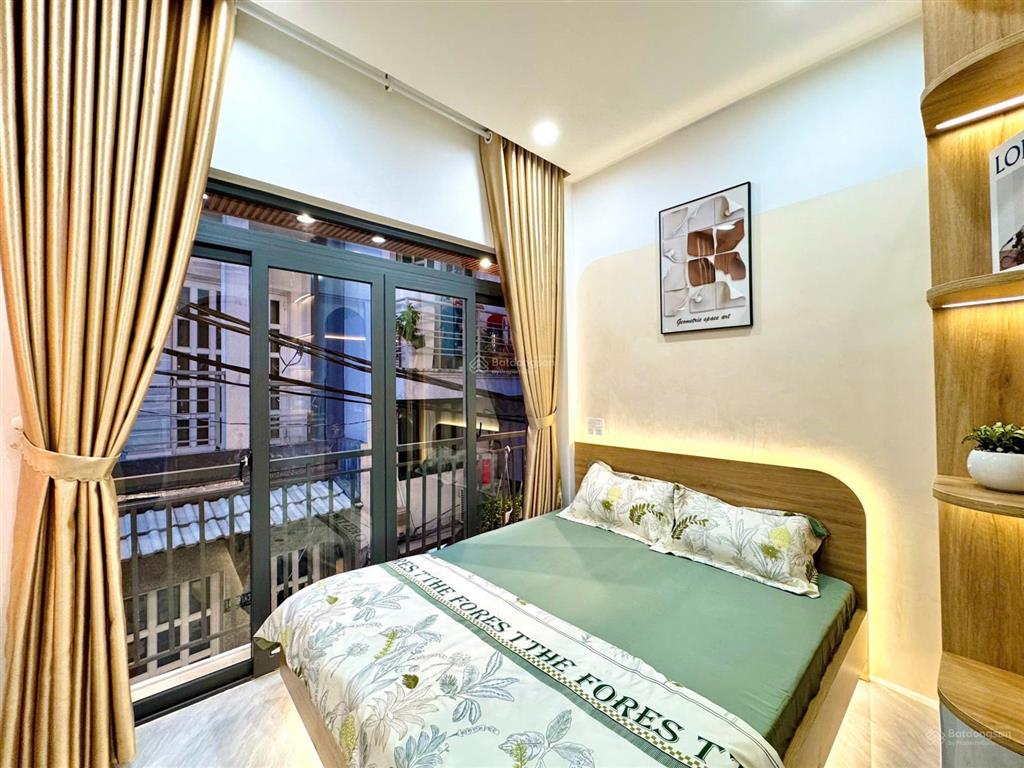 Nhà mới hẻm xe ô tô sát quận 1 bình thạnh hai tầng giá nhỉnh 4 tỷ