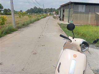Bán đất vuông vức cao ráo ấp 3 mỹ yên giáp bình chánh, dt 95m2 full thổ giá 1ty080tr shr chính chủ