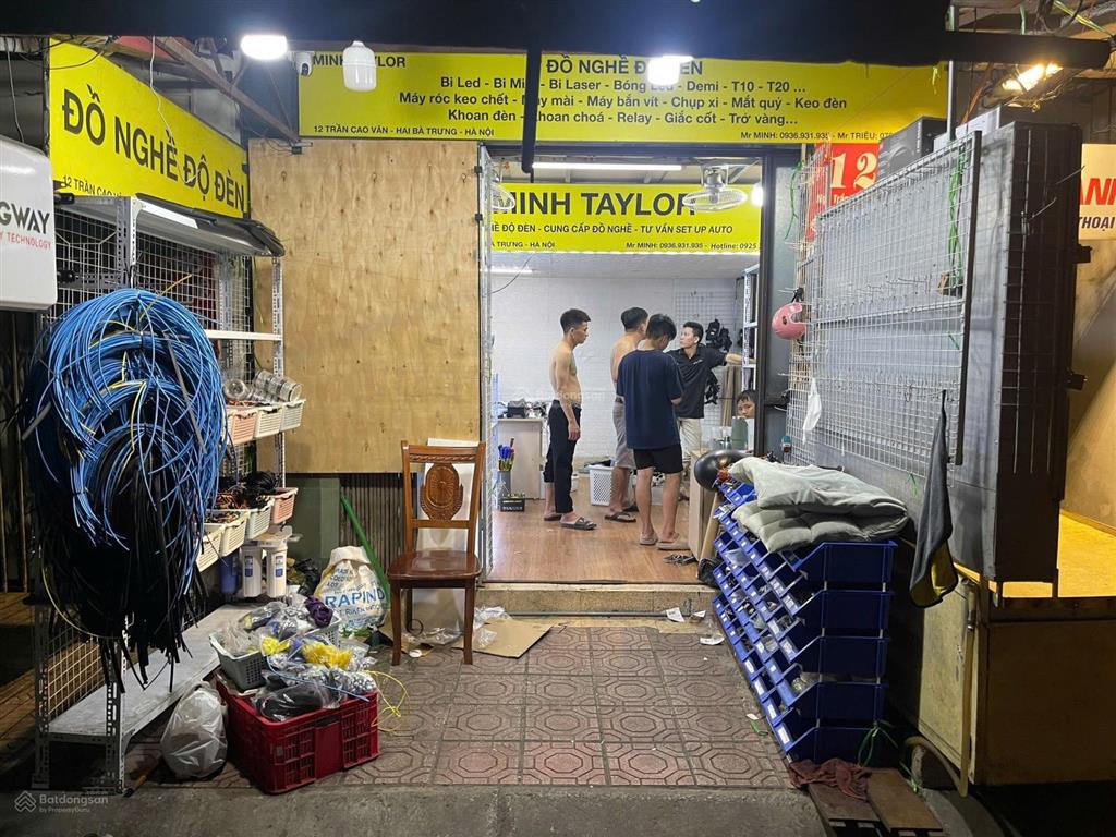 Cho thuê cửa hàng tại ngõ trần cao vân, thịnh yên, 9 triệu, 30 m2, khu chợ trời sầm uất có tiếng