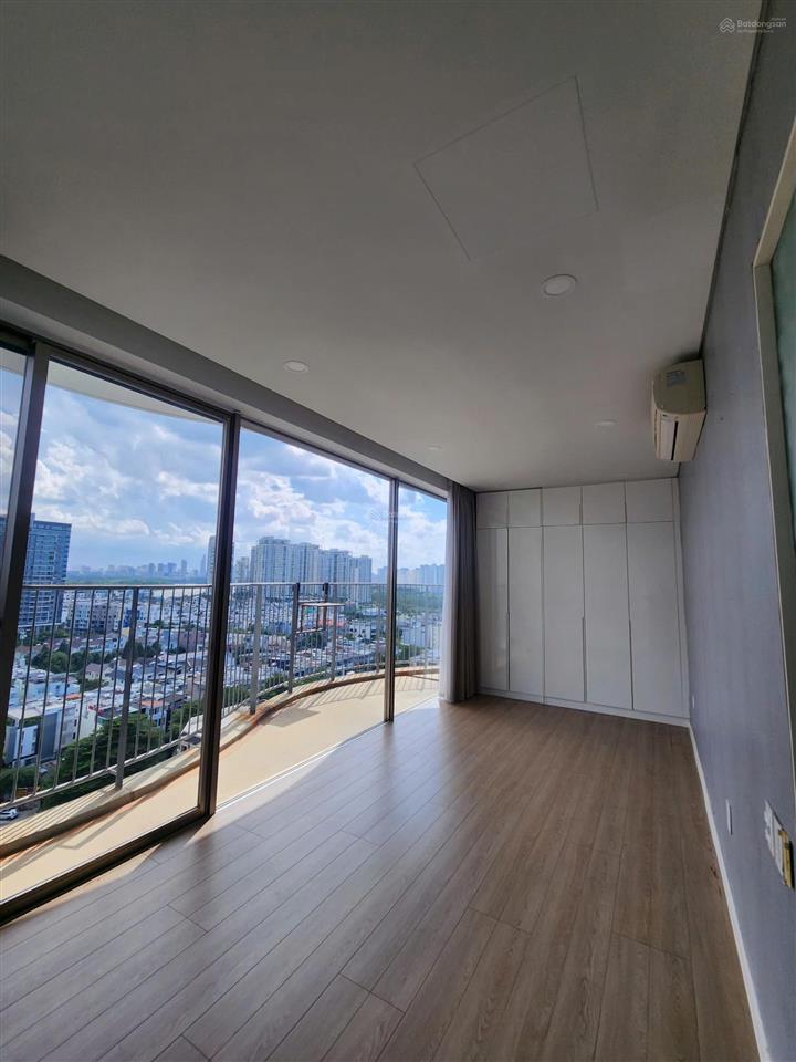 Giảm cực sâu chỉ còn 14,5tỷ căn 3pn waterina suites quận 2  diện tích 146m2  ngay ubnd quận 2