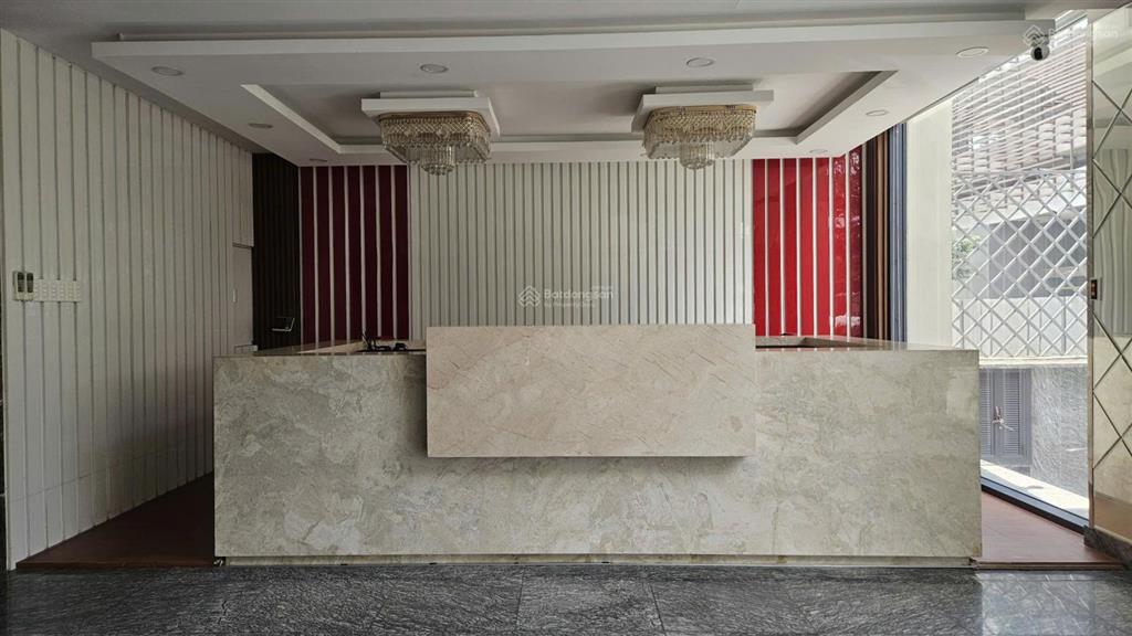 Chỉ 250tr/tháng cho thuê nguyên tòa nhà gần ngay ubnd quận 2  diện tích sàn 1450m2