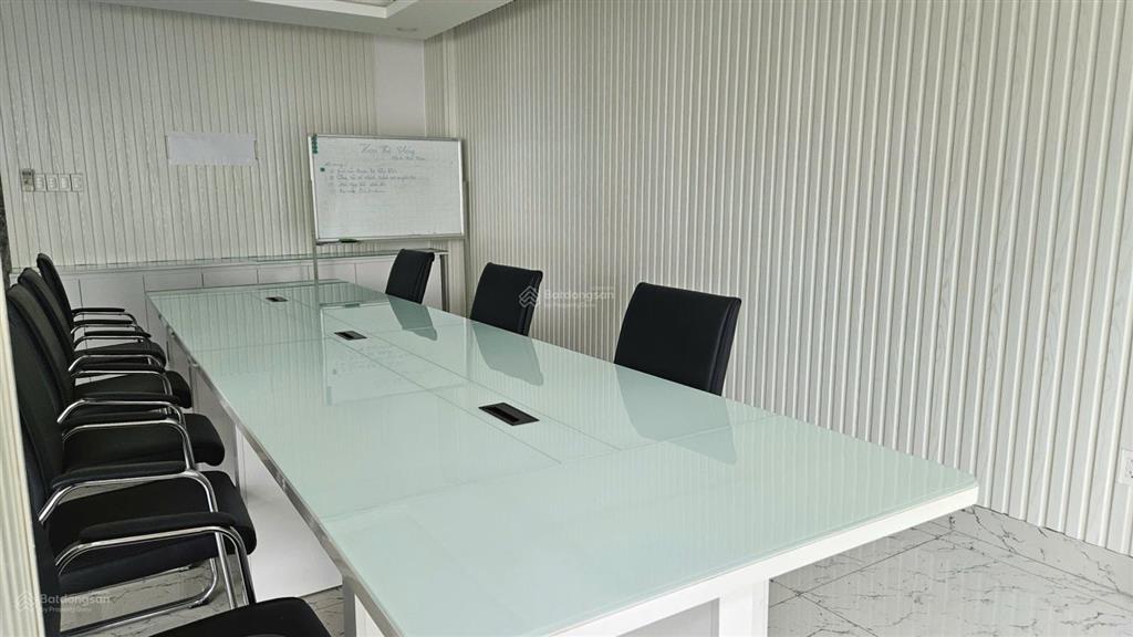 Chỉ 250tr/tháng cho thuê nguyên tòa nhà gần ngay ubnd quận 2  diện tích sàn 1450m2