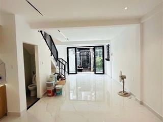 Nhà đẹp giá 4 tỷ xí gần kcx tân thuận, quận 7